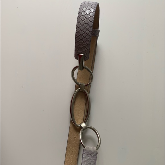 Ellen Tracy Accessories - Ellen Tracy Genuine Leather adjustable belt